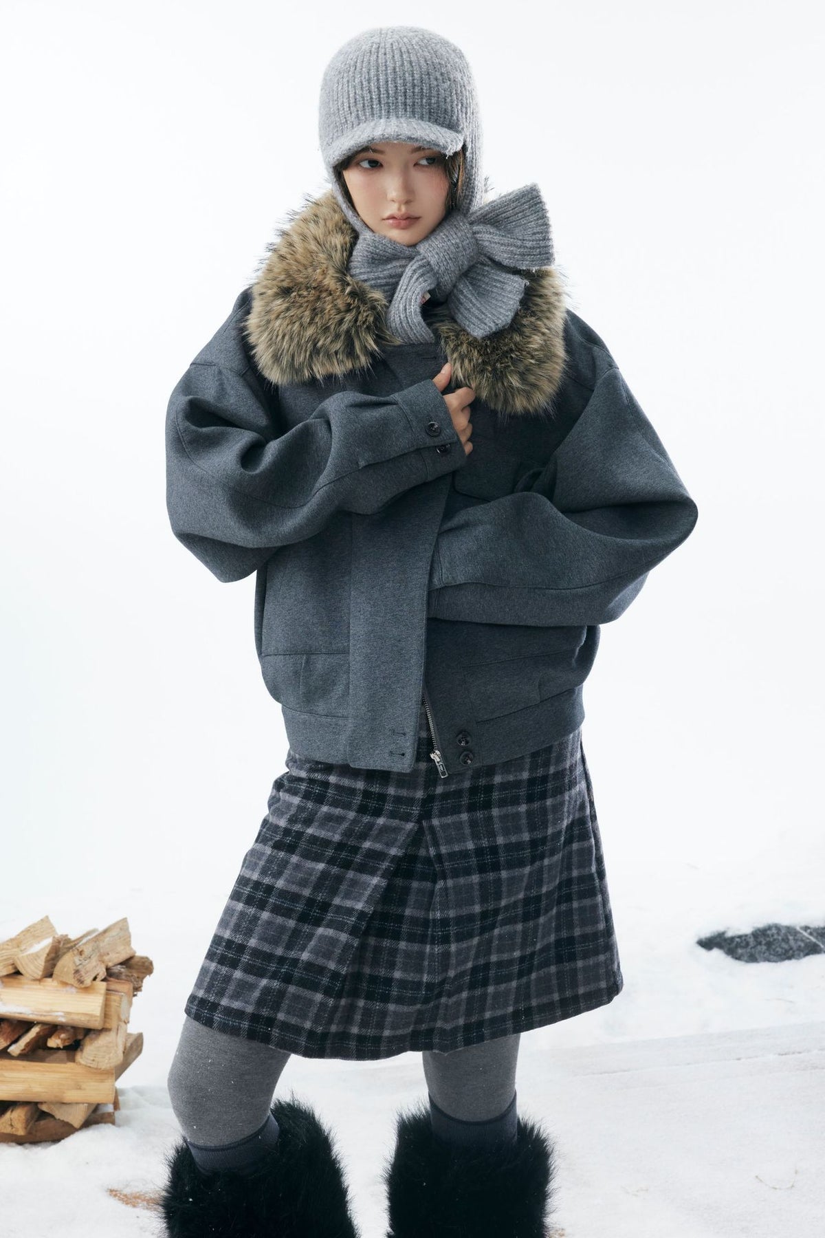 Grey Detachable Faux Fur Neck Hiking Jacket