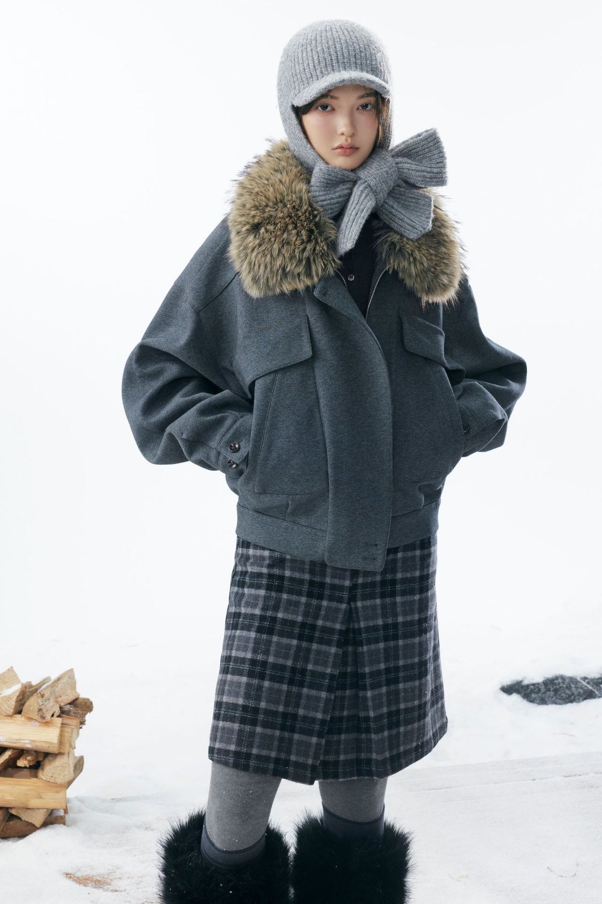 Grey Detachable Faux Fur Neck Hiking Jacket