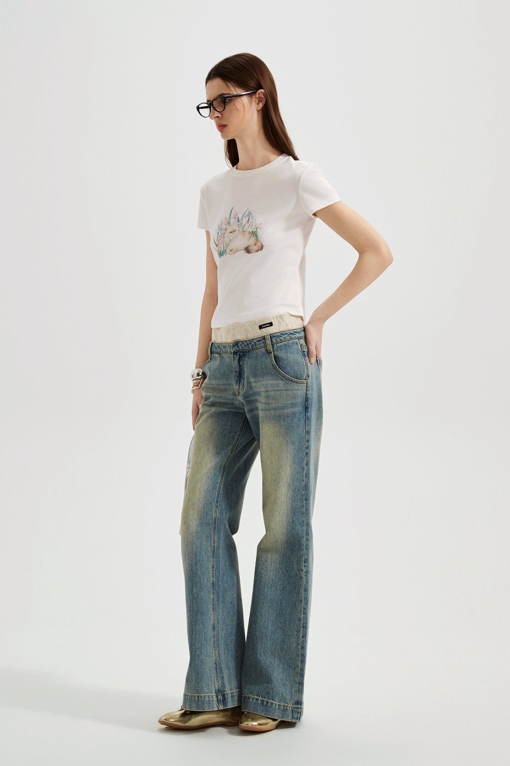 White Cat Short Sleeved Tee