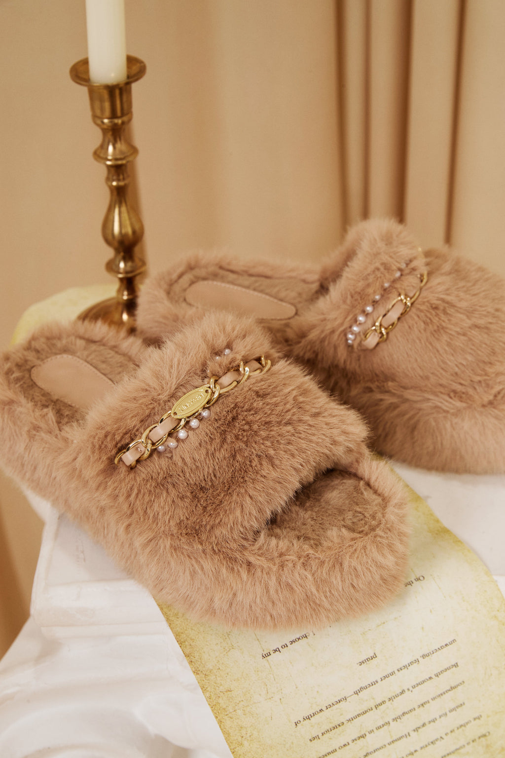 Coffee Platform Chain Pearl Furry Slippers