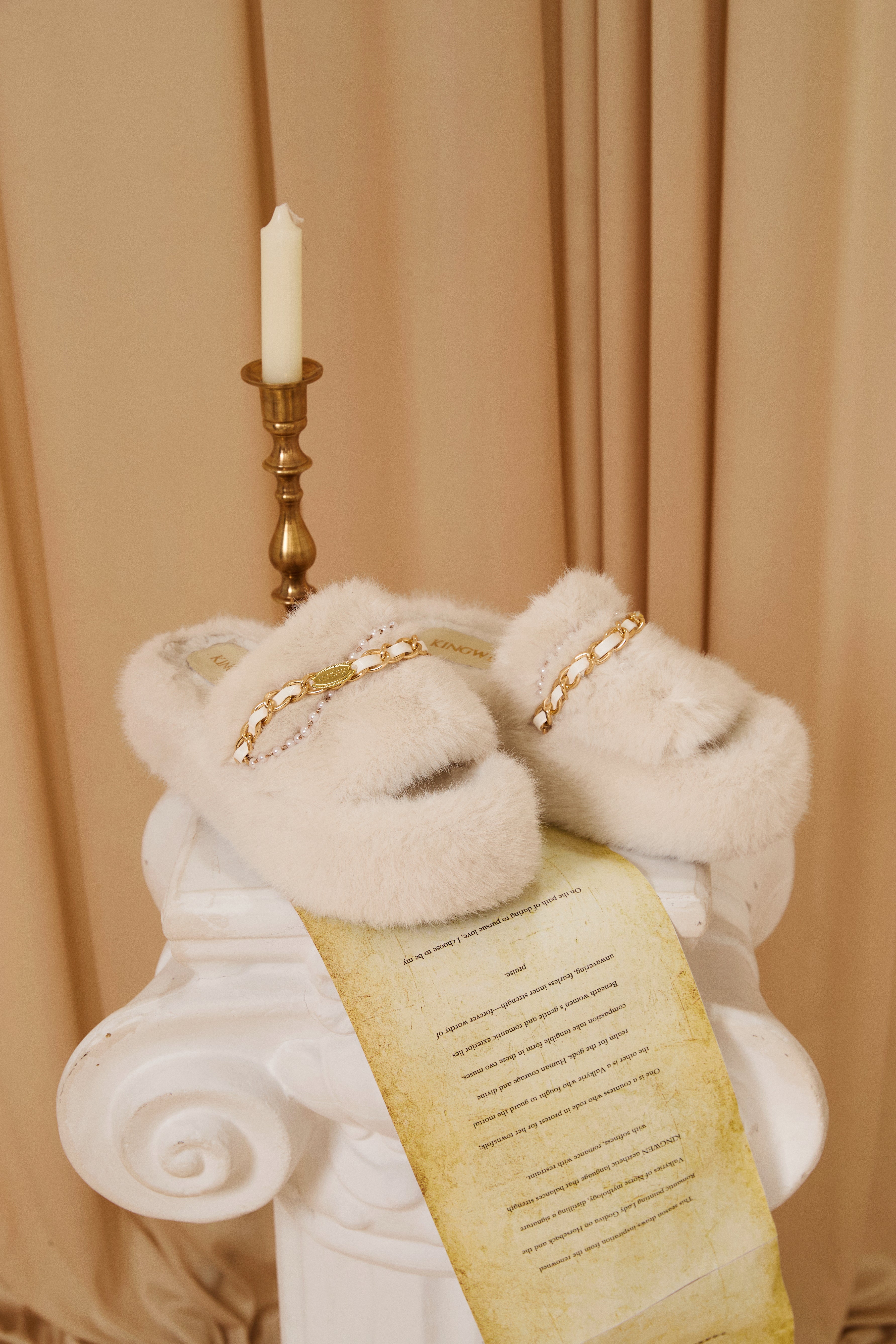 White Platform Chain Pearl Furry Slippers