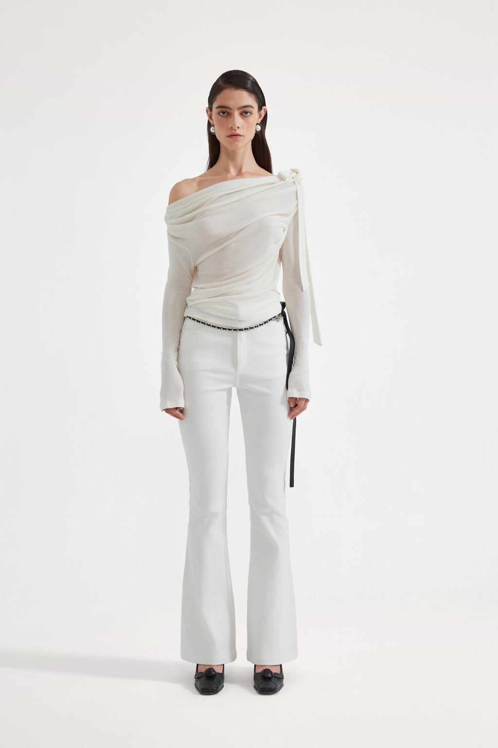 White Off-The-Shoulder Pleated Bow Ribbon Blouse