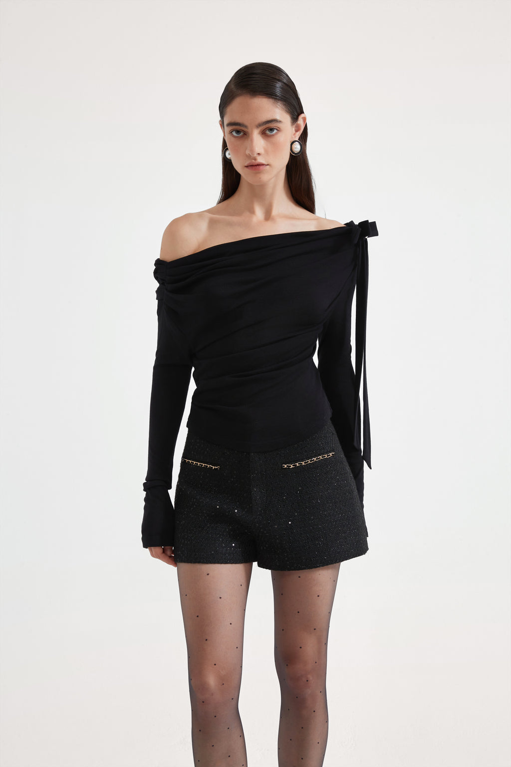 Black Off-The-Shoulder Pleated Bow Ribbon Blouse