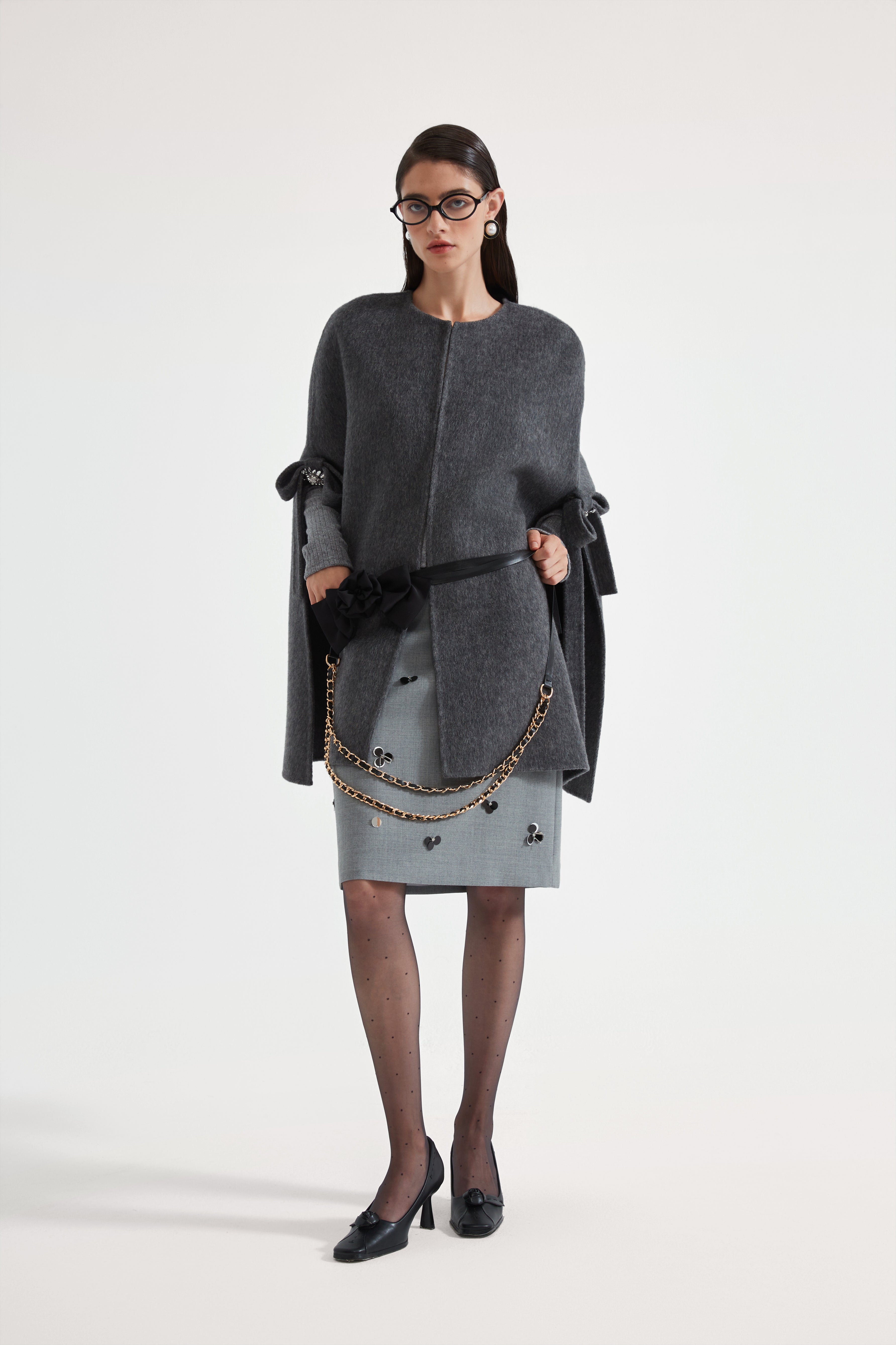 Gray Bow Cape