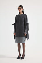Gray Bow Cape