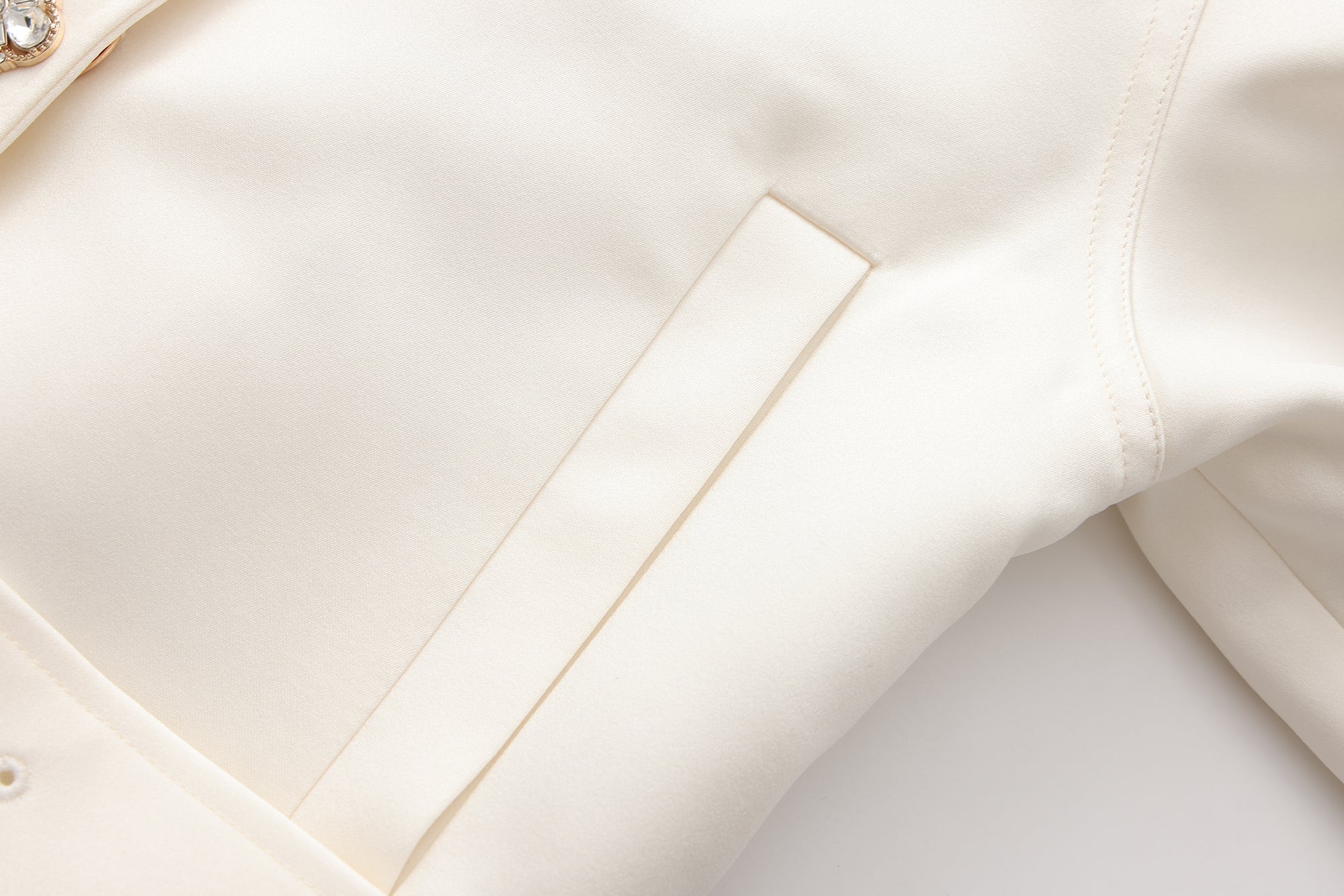 White Stand Collar Double-Breasted Chain Trench Coat