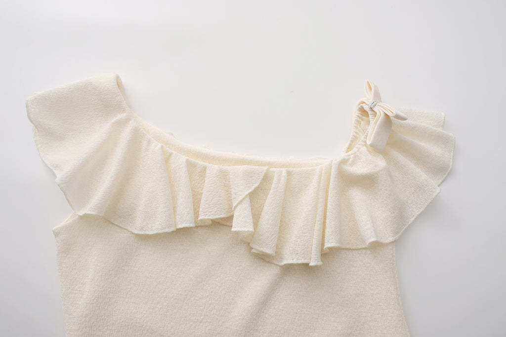 White Off-shoulder Bowknot Top