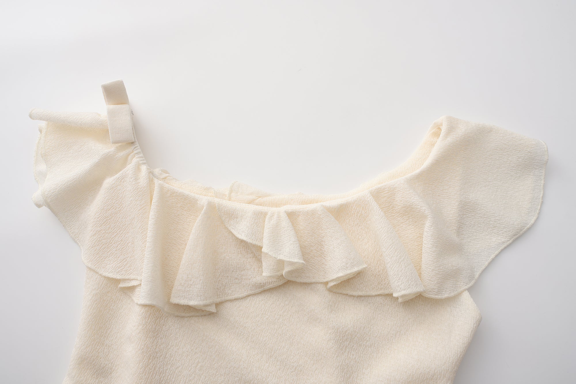 White Off-shoulder Bowknot Top