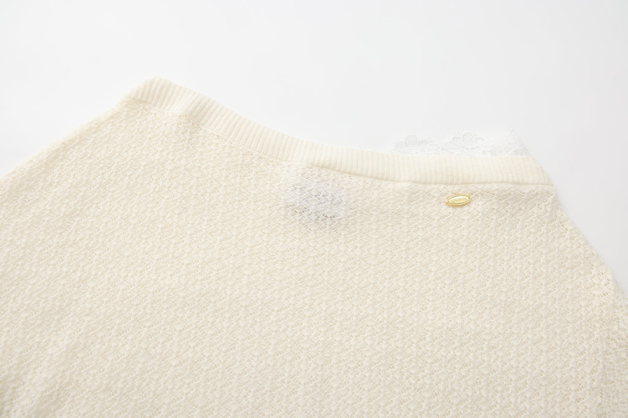 White Lace Panel Shell Knit Cardigan