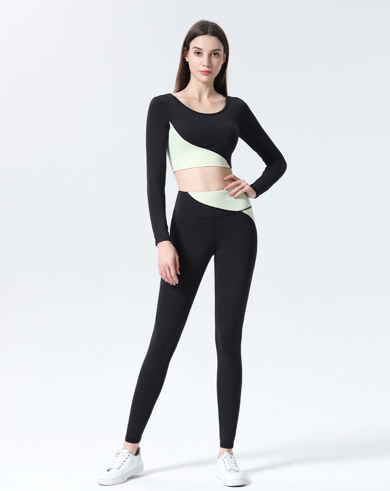 2pcs LISA CURVE LONGSLEEVE SUITS