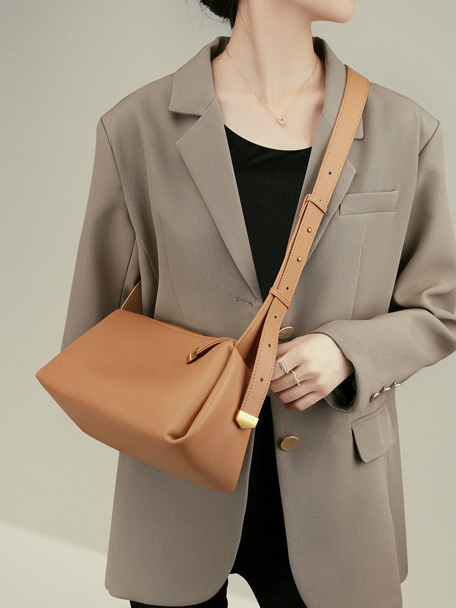 LISA FOLDED SHOUDERBAG