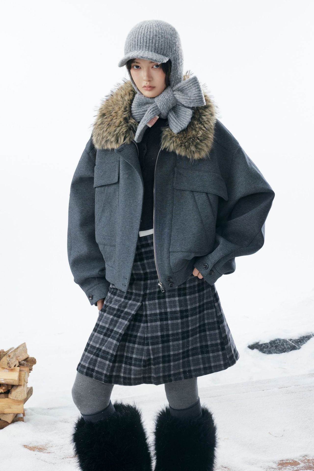 Grey Detachable Faux Fur Neck Hiking Jacket