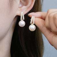 PEARLY EARRING