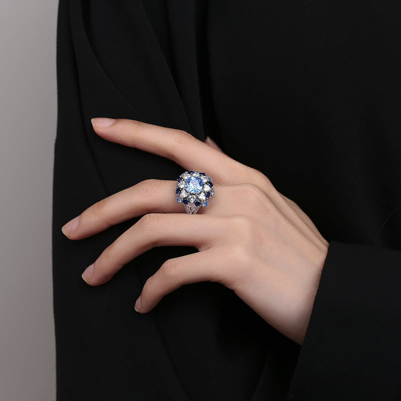 ROYAL BLUE QUEEN RING