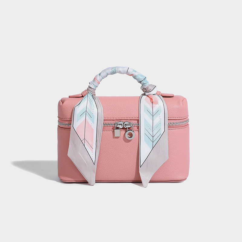 SHELLY BASKET HANDBAG