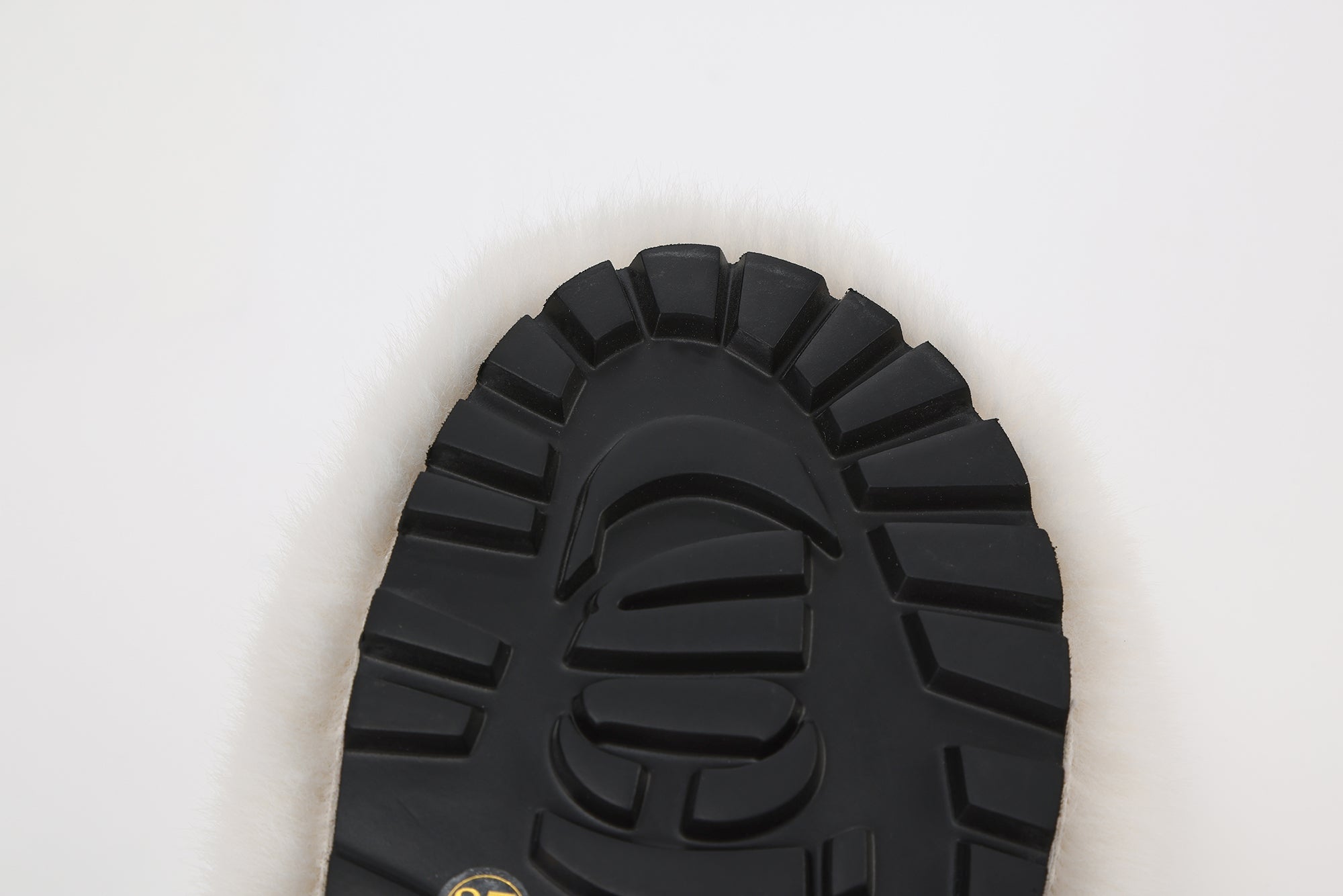 White Platform Chain Pearl Furry Slippers