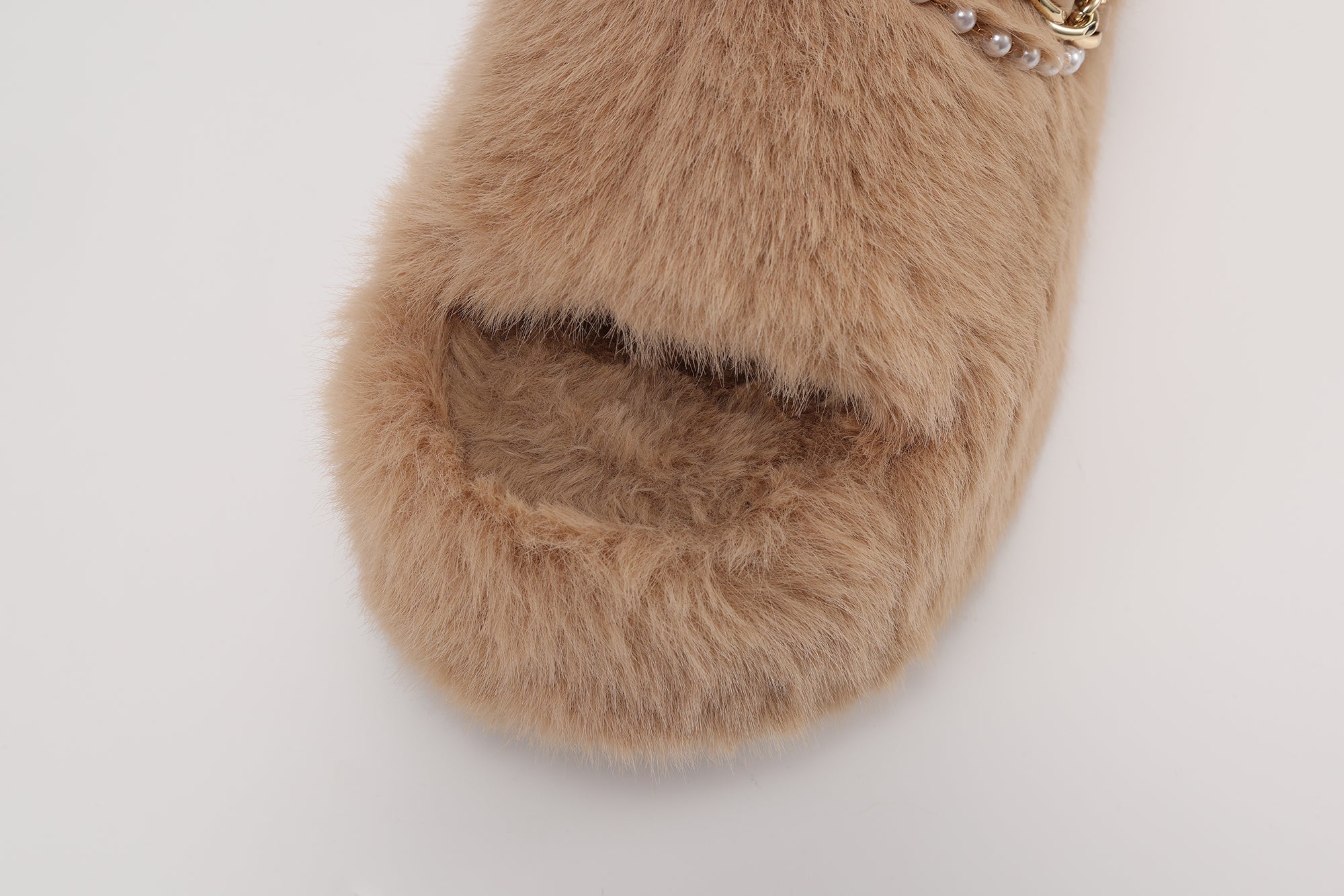 Coffee Platform Chain Pearl Furry Slippers
