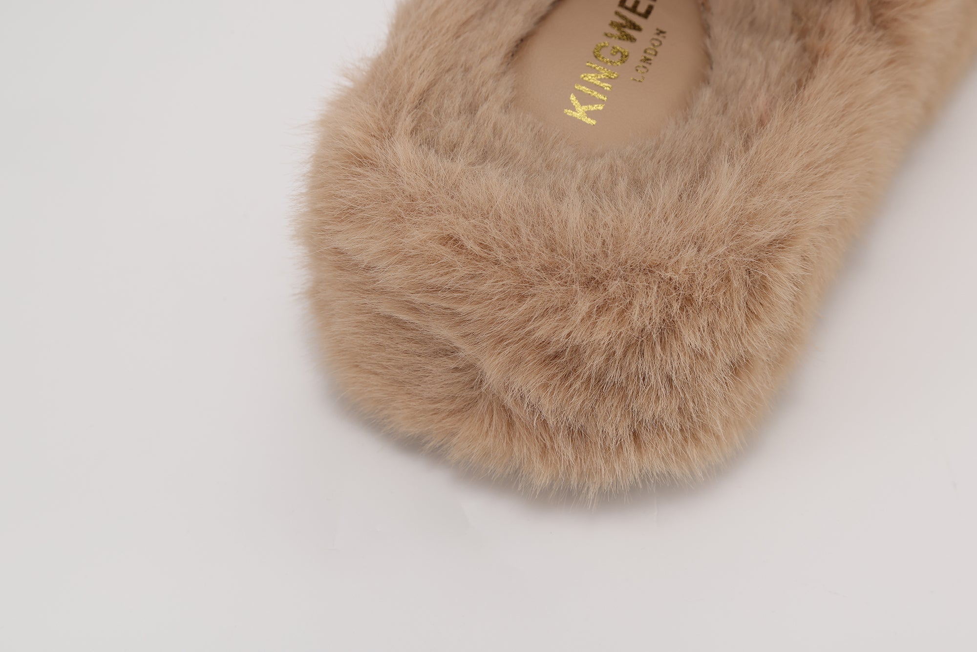 Coffee Platform Chain Pearl Furry Slippers