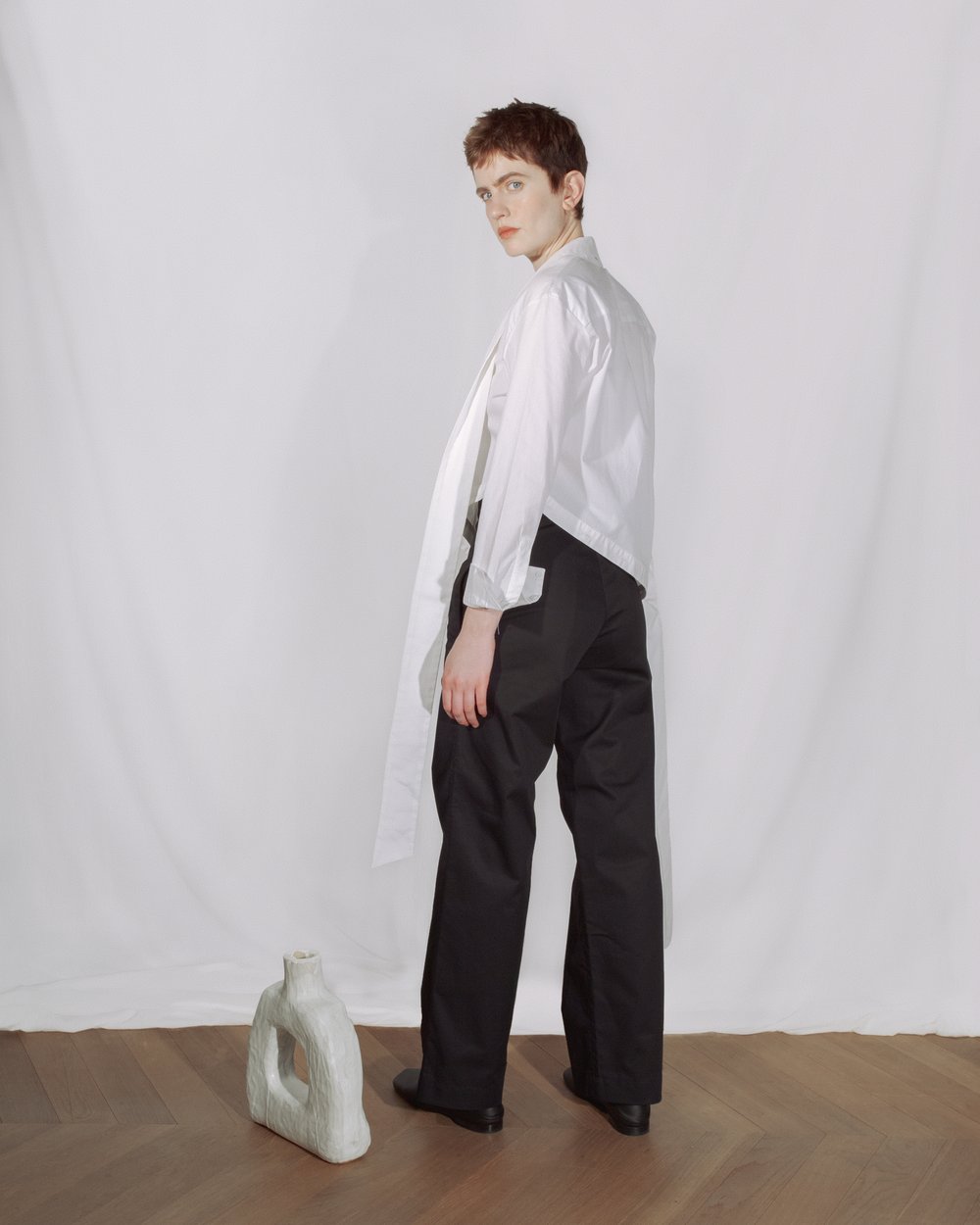 Long collar shirt