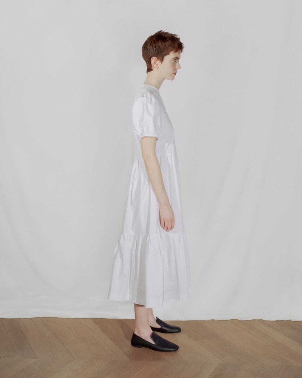 Gathered puffy sleeves dress