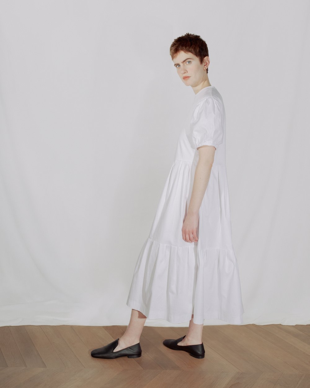 Gathered puffy sleeves dress