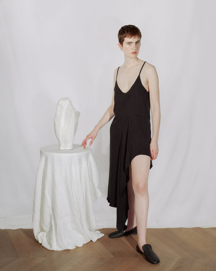 Asymmetric dress