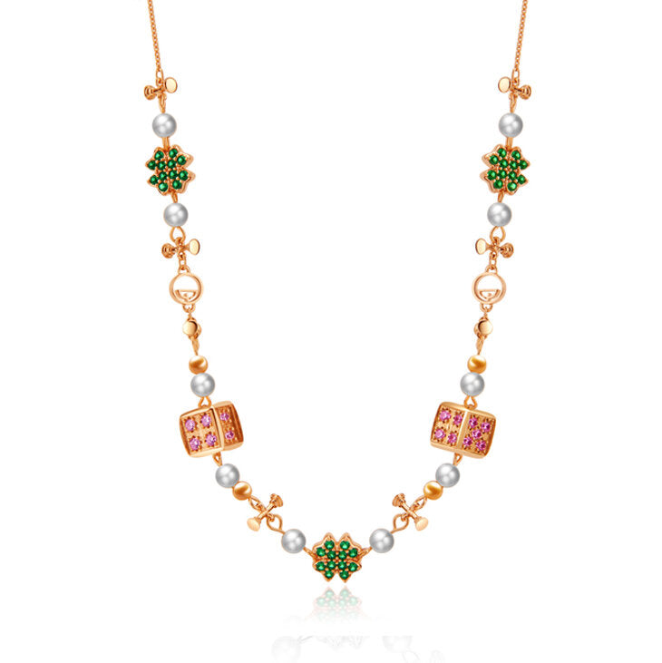 LUCKY CHARM NECKLACE