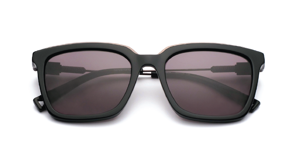 OPUS - SOLID BLACK