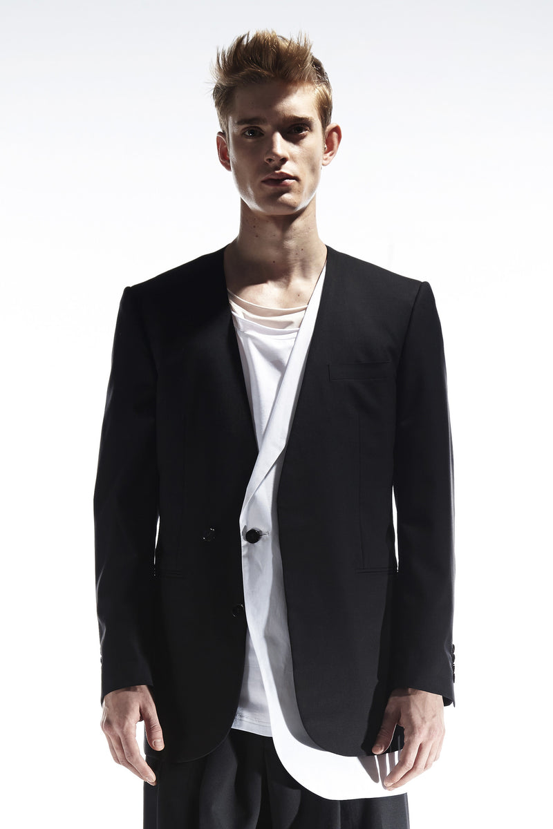 OUTTERS - COLLARLESS WITH DETACHABLE HALF BLAZER IN SHIRTING
