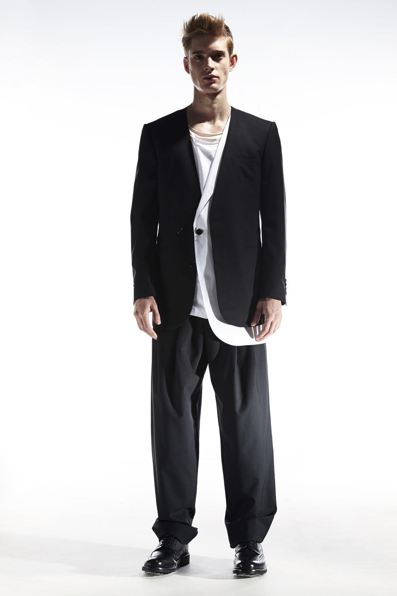 OUTTERS - COLLARLESS WITH DETACHABLE HALF BLAZER IN SHIRTING