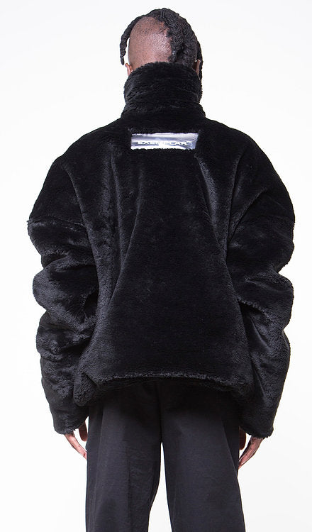 OVERSIZED COAT IN BLACK FAUX