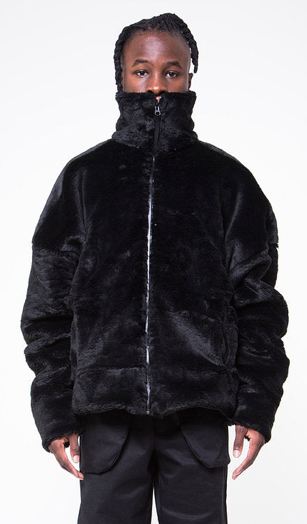 OVERSIZED COAT IN BLACK FAUX