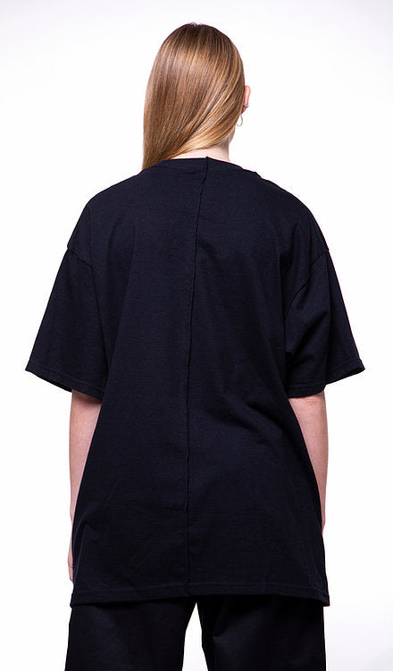 SHORT SLEEVE TEE IN BLACK