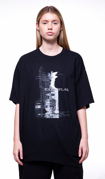 SHORT SLEEVE TEE IN BLACK