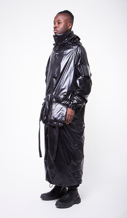 LONG COAT IN BLACK NYLON
