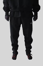 UNIVERSAL SWEATPANTS LOGO