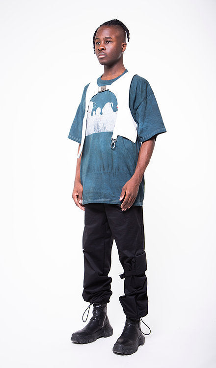 SECTION CUT DENIM VEST IN WHITE