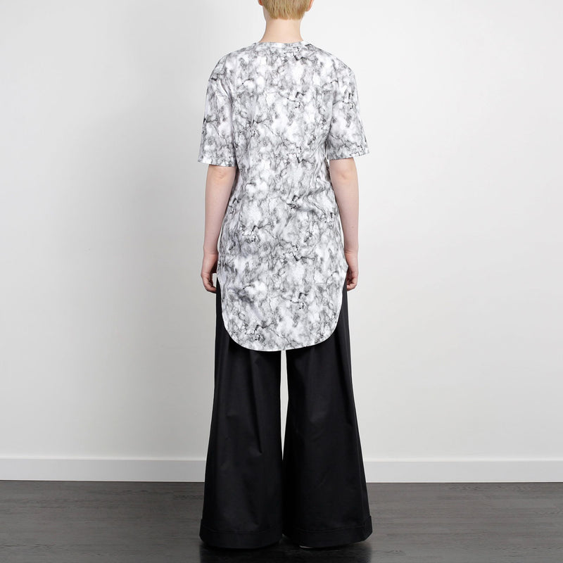 ELONGATED T-SHIRT TIE DYE