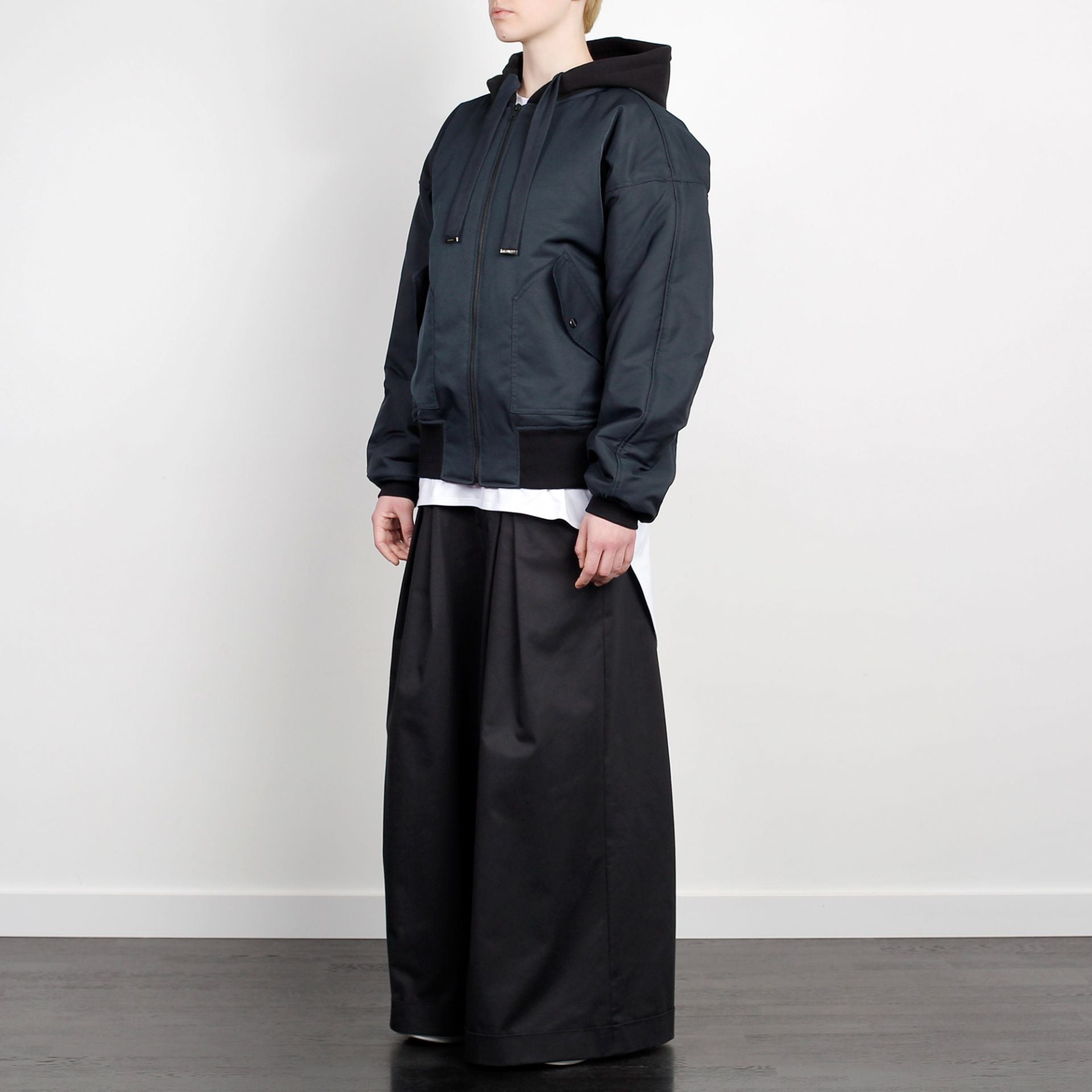 BOMBER JACKET ANTHRACITE GREEN