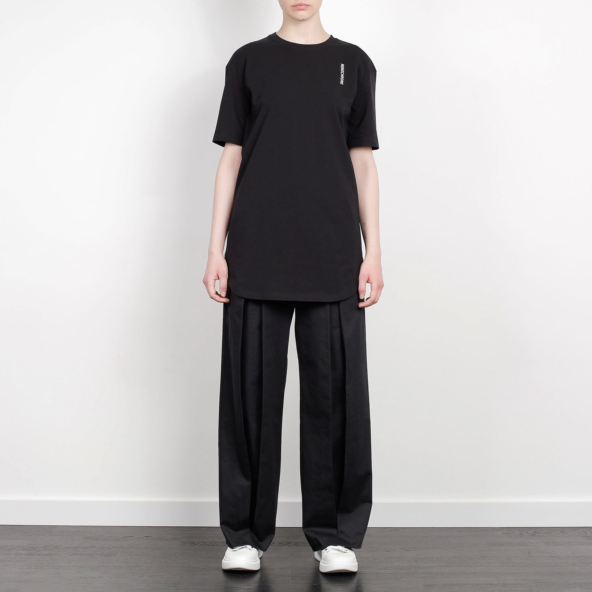 ELONGATED LOGO T-SHIRT BLACK