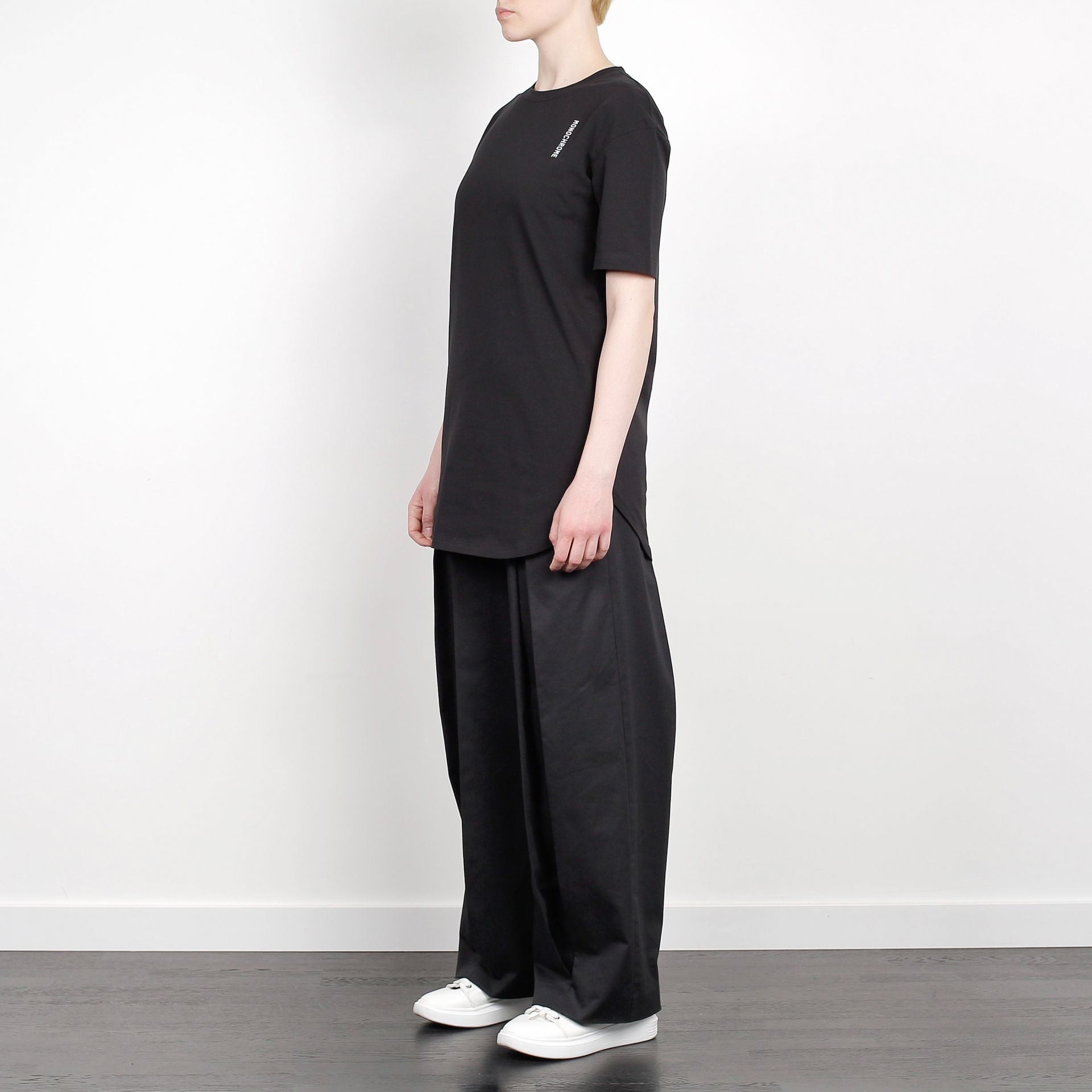 ELONGATED LOGO T-SHIRT BLACK