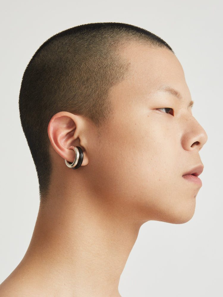 STONE DUPLICATING EAR CUFF