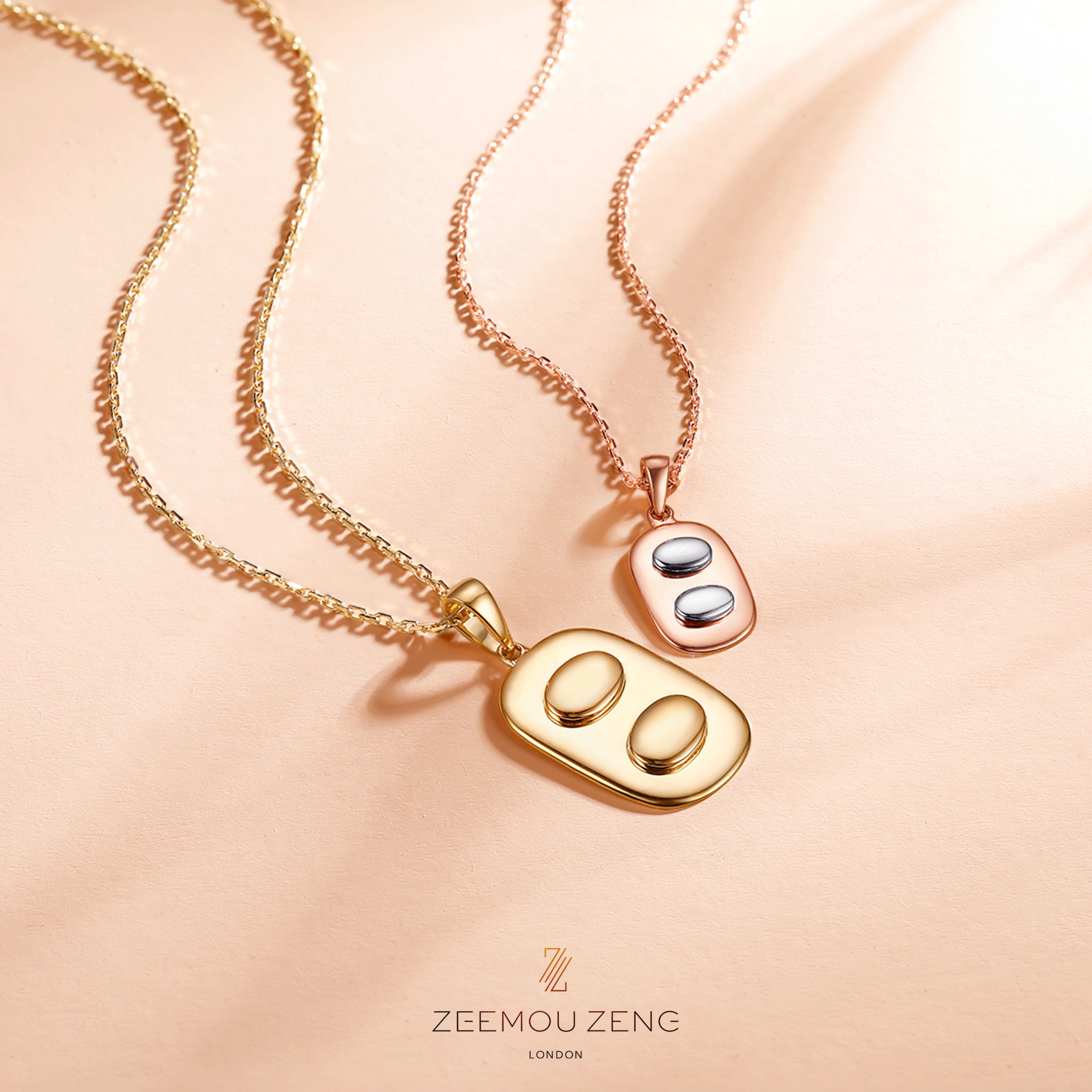 LOVE IS IN THE AIR - Small Pendant